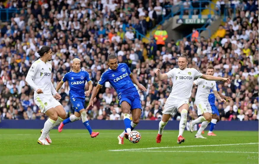 Soi kèo Everton vs Leeds